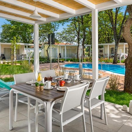 Camping Ulika Mobile Homes - Naturist Červar-Porat Dış mekan fotoğraf