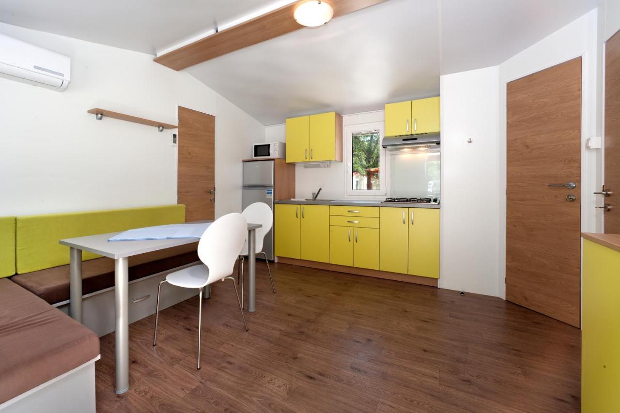 Camping Ulika Mobile Homes - Naturist Červar-Porat Dış mekan fotoğraf