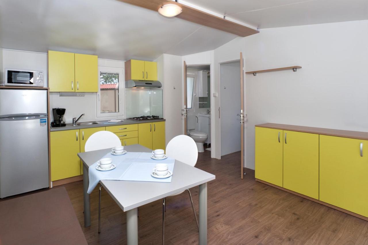 Camping Ulika Mobile Homes - Naturist Červar-Porat Dış mekan fotoğraf