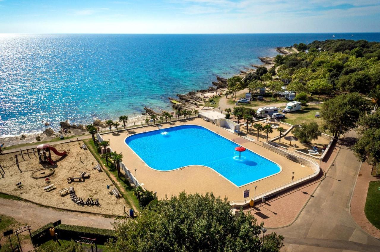Camping Ulika Mobile Homes - Naturist Červar-Porat Dış mekan fotoğraf