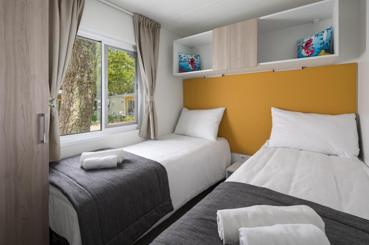 Camping Ulika Mobile Homes - Naturist Červar-Porat Dış mekan fotoğraf