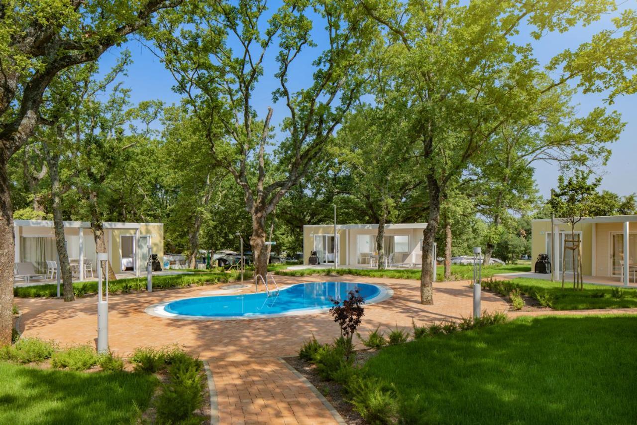 Camping Ulika Mobile Homes - Naturist Červar-Porat Dış mekan fotoğraf